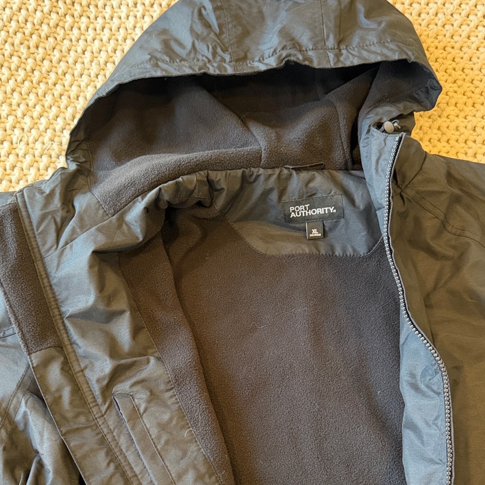 Men's Black Hooded Jacket - Picture 4 of 4